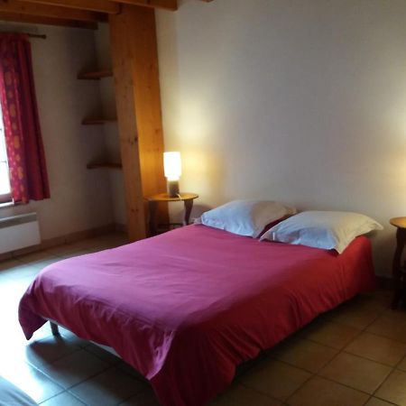 Bed and Breakfast Le Domaine Du Cellier Sézanne Exterior foto